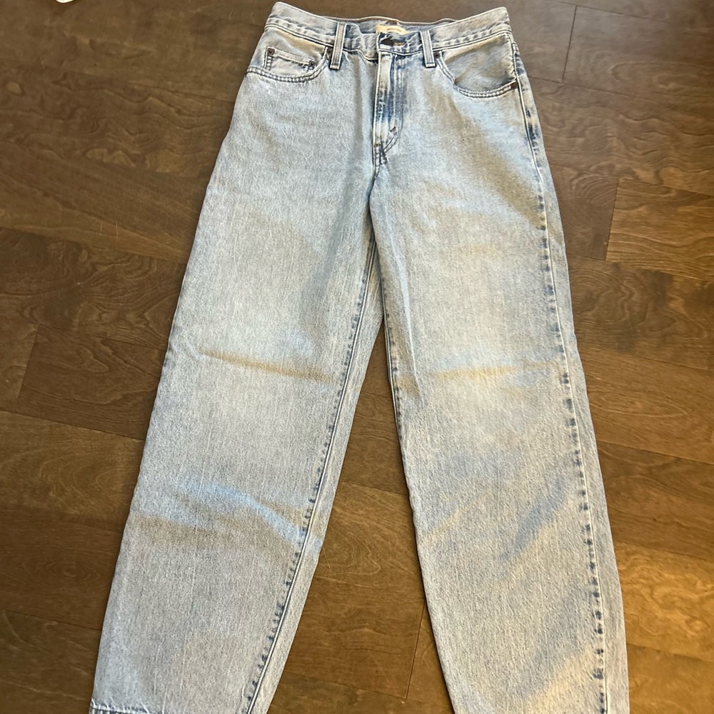 Levi Baggy Dad Jeans - Picture 9 of 13